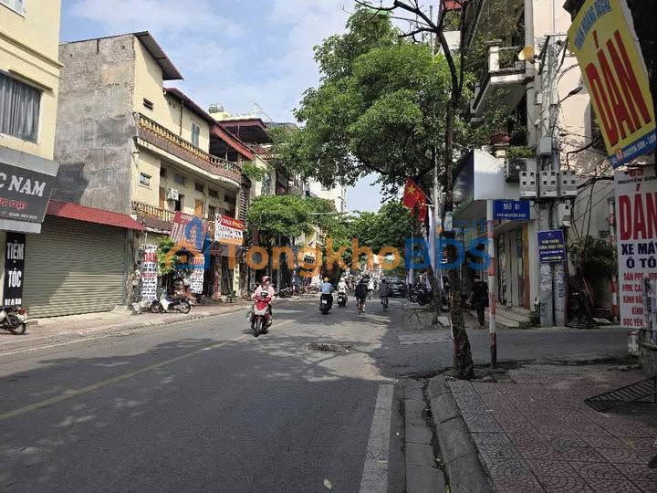 Nhà Lô Góc Nguyễn Sơn, Long Biên 78m² - 6 Tầng Thang Máy, Ô Tô Vào Nhà