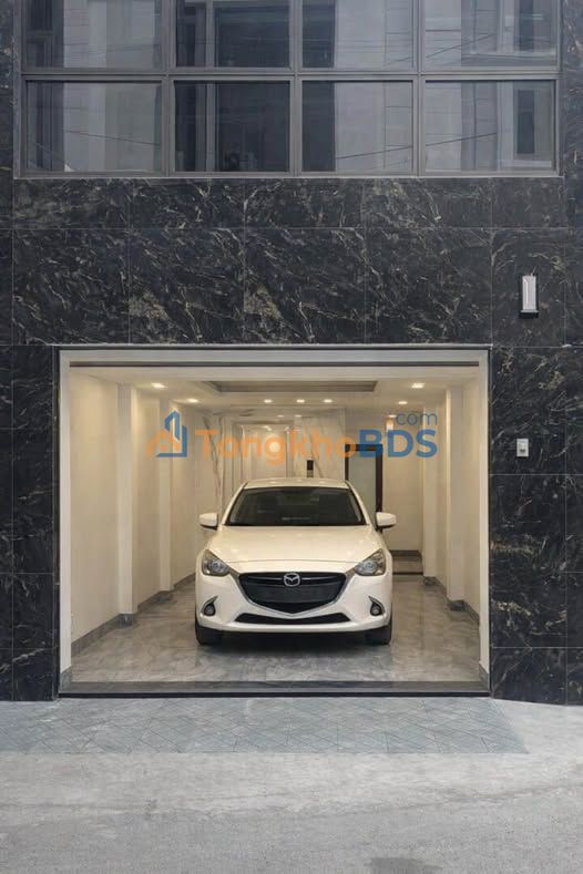 Nhà Phố Trạm Long Biên 50m² - Thang Máy, Ô Tô Vào Nhà - Chỉ 12 Tỷ