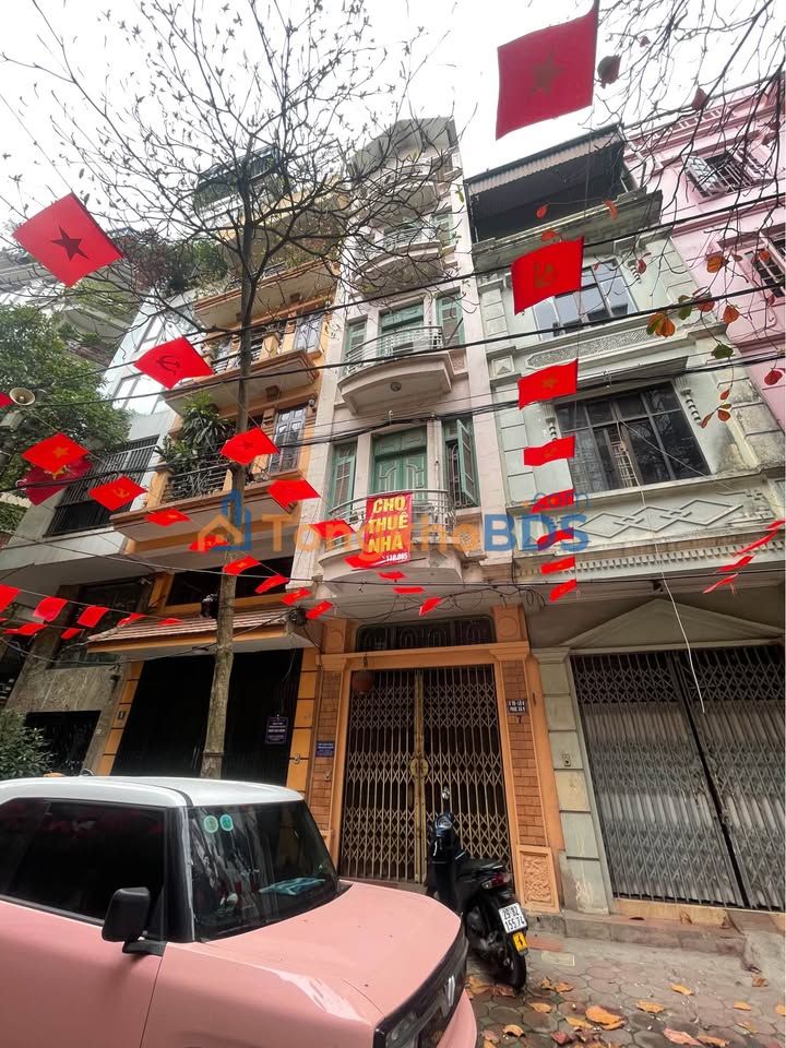 Cho thuê nhà 5 tầng 30m² Phúc Xá, Ba Đình - Ngõ rộng ô tô, giá 18 triệu