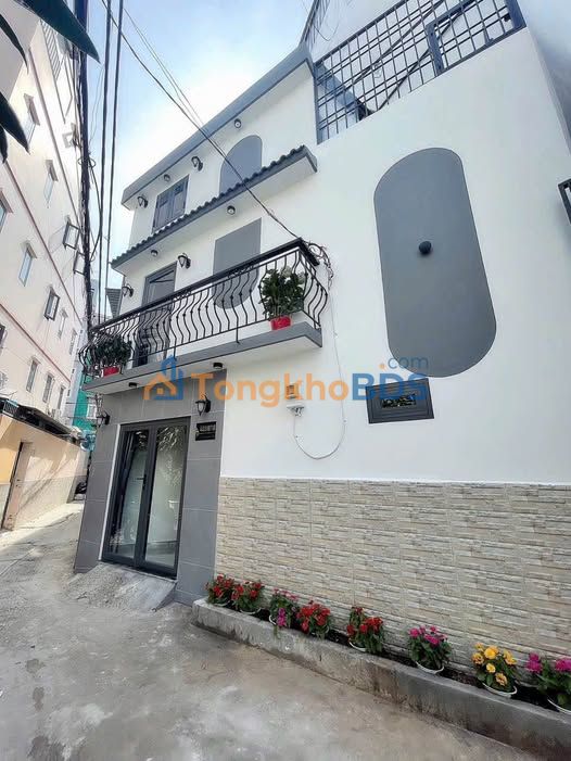 Nhà Hẻm Xe Hơi Âu Cơ, Tân Bình - 2.45 Tỷ, 3 Lầu, Gần Đầm Sen