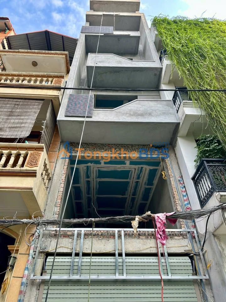 Bán Townhouse 7 Tầng 46m² Phường Phúc Đồng - Gần Sân Golf Long Biên