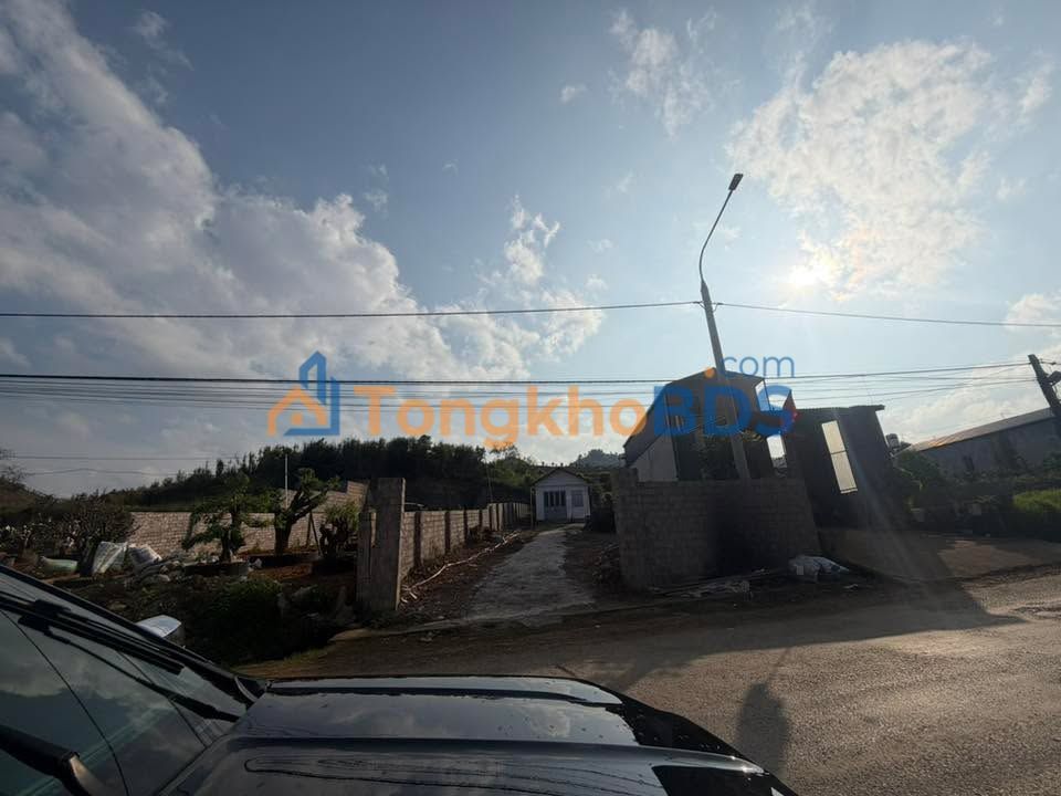 Đất Vườn Mộc Châu 400m² - Mặt Tiền TL 104 - Sổ TC - Giá Đầu Tư 2 Tỷ