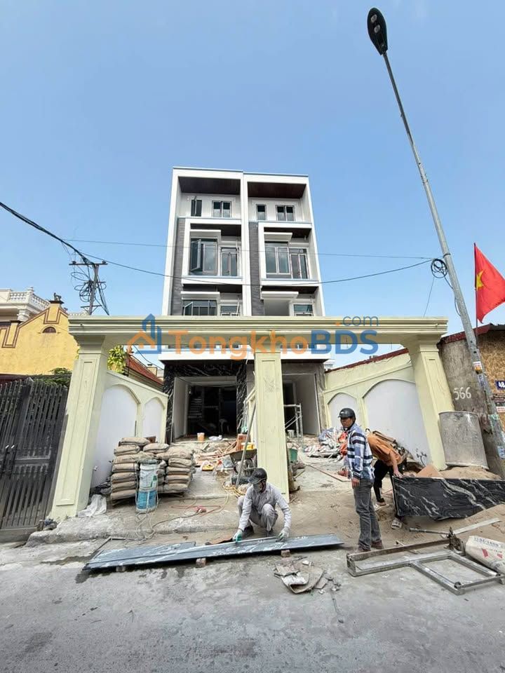 Nhà 4 Tầng Thang Máy Trục Vĩnh Khê, Hải Phòng - 81m² Hướng Đông Giá 6.4 Tỷ