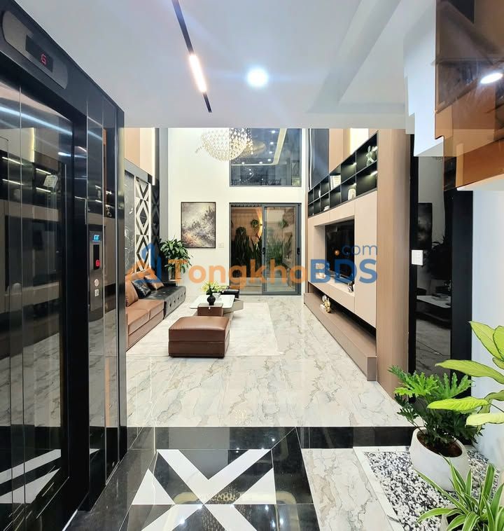 Nhà 4 tầng thang máy mặt tiền Lê Quang Hoà, Q12 - 77m² - 8.9 Tỷ