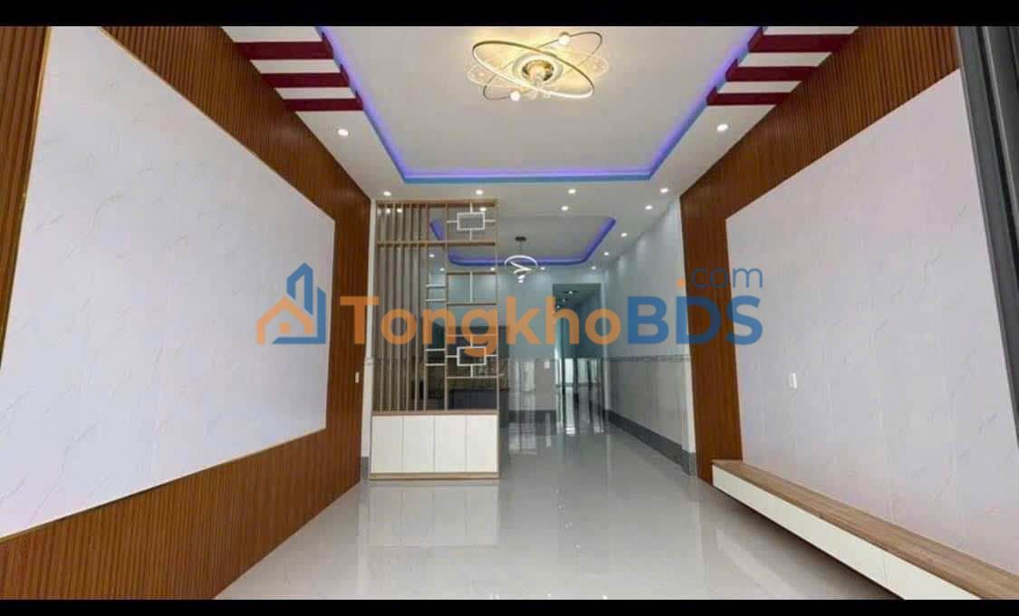 Nhà Sổ Hồng Riêng 168m² Gần Chợ Bình Chánh - Giá 800 Triệu