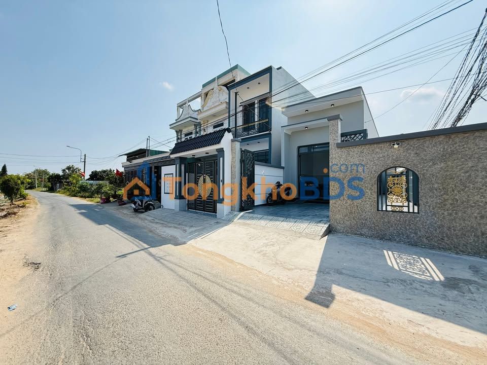 Nhà Mặt Tiền Kinh Doanh Cần Giuộc 122m² - Sổ Hồng Riêng, Tặng Nội Thất