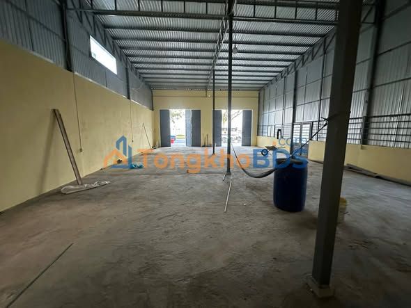 Cho thuê kho 200m² mặt tiền Trường Sa, Đà Nẵng - Có bãi đỗ xe rộng