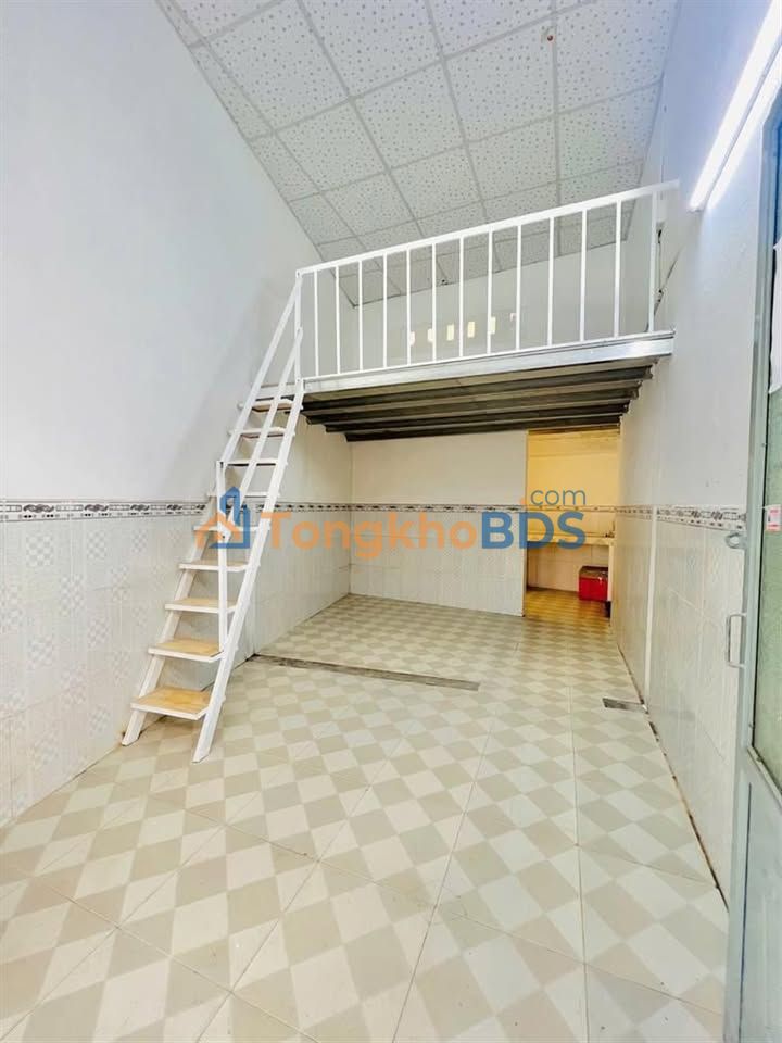 Phòng trọ 30m² hẻm Hoàng Văn Thụ, Ninh Kiều - Giá 2 Triệu/Tháng