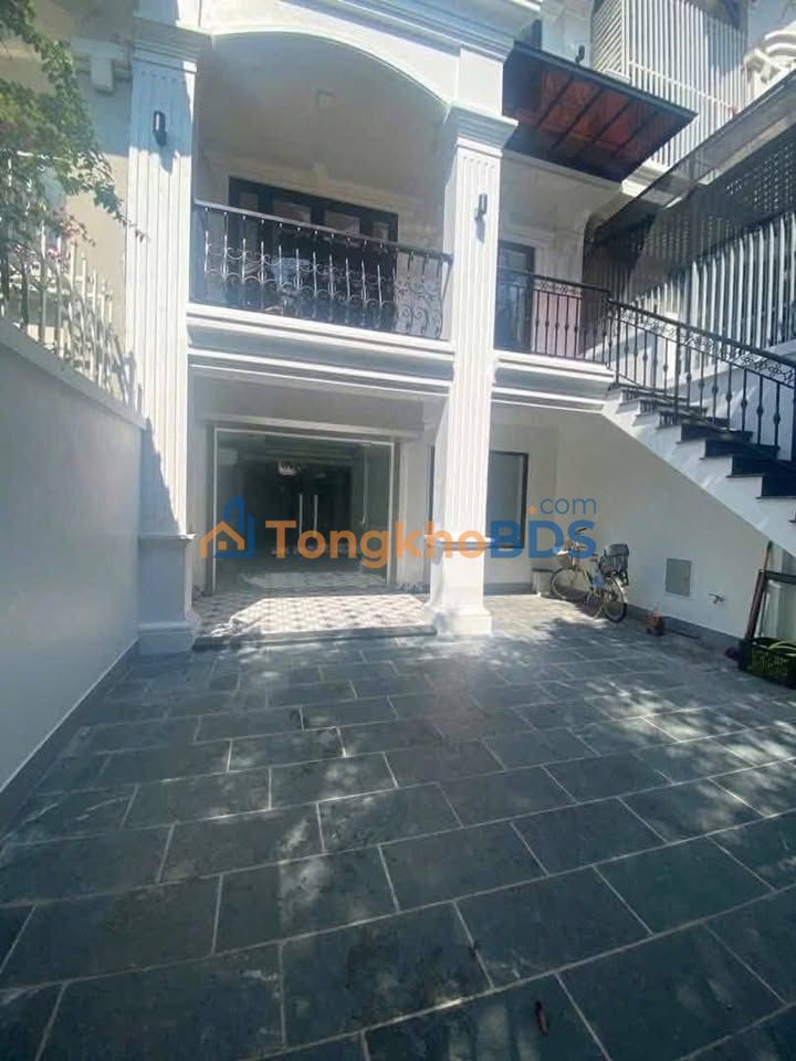 Mặt bằng 114m² kinh doanh tầng 1 khu A Geleximco - 15 Triệu/tháng