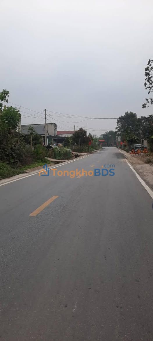 Đất nền mặt đường Đội 10 Nhữ Khê, Yên Sơn 100m² - Sẵn sổ, kinh doanh tốt