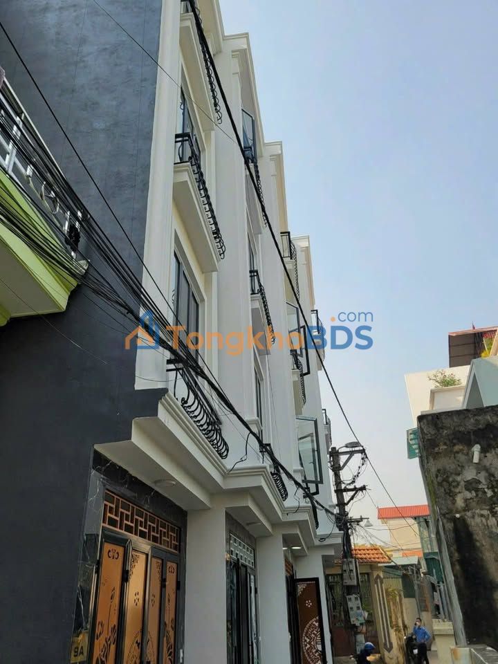 Bán Gấp Nhà Ngõ 12 Thôn Hạ, Thanh Oai 31.8m² - Sổ Đỏ Riêng