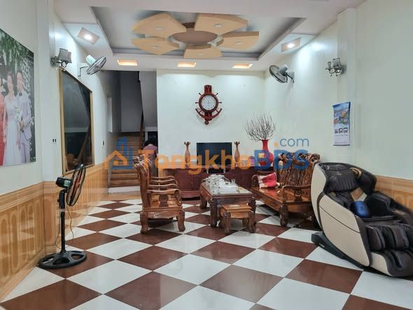 Nhà 2 Tầng Tum Cốc Lếu 120m² - Kinh Doanh/Ở Tốt - 3.8 Tỷ