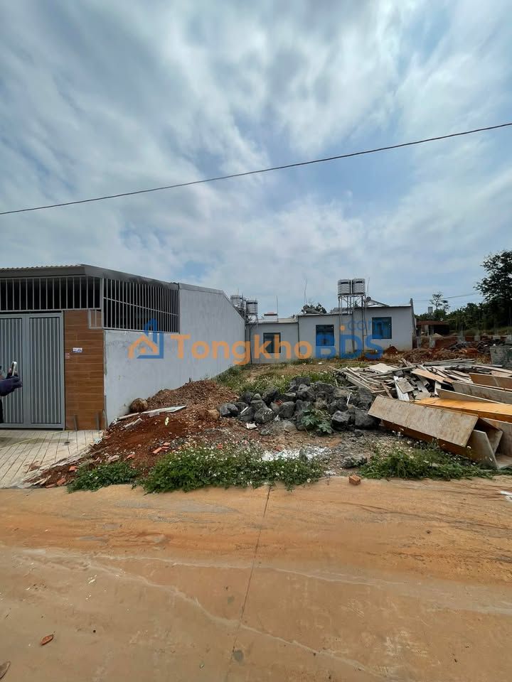 Đất Thổ Cư 100m² Hẻm 327 Ymoan, Đắk Lắk - Giá 1.95 Tỷ