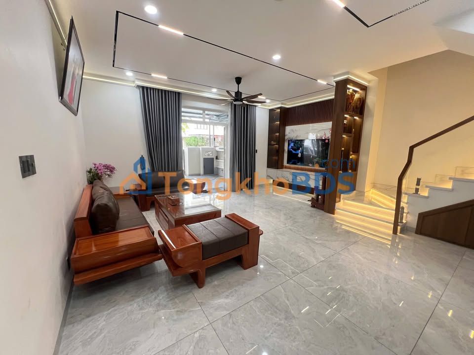 Nhà Vườn Thiên Đàng 2 Ecolakes - 4PN, Full Nội Thất, Giá 17 Triệu/Tháng