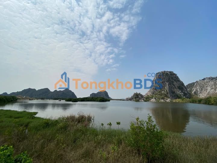 Đất nền view biển Hạ Long 300m² - Sổ đỏ sẵn sàng, giá hơn 2 tỷ