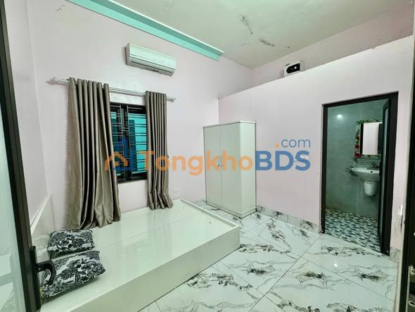 Nhà Riêng Ba Vì 300m² - View Núi Đồng Quê, Sổ Đỏ Chính Chủ