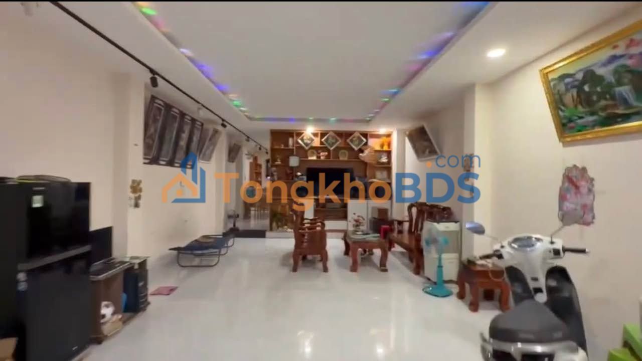 Cho thuê nhà 3 tầng Cát Tường Phú Hưng, Đồng Xoài - Giá 12 triệu/tháng