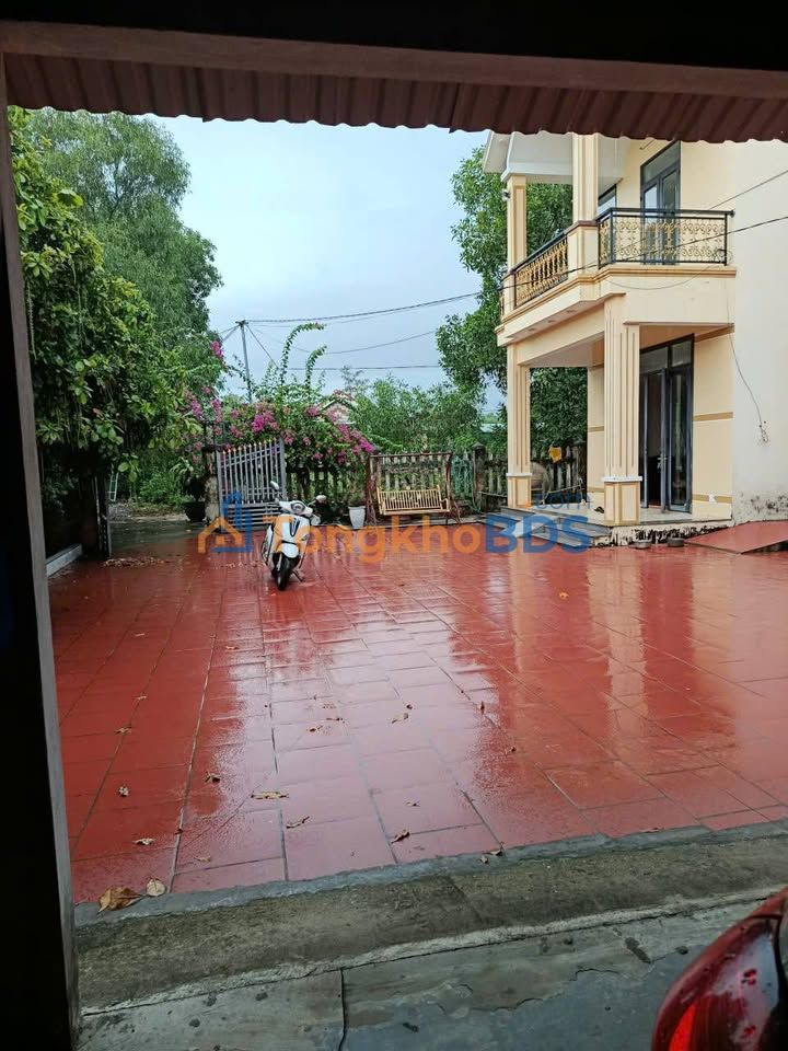 Nhà 2 Tầng Mới Toanh, 3PN, Sân Ô Tô, Gần Panko Plaza Tam Kỳ