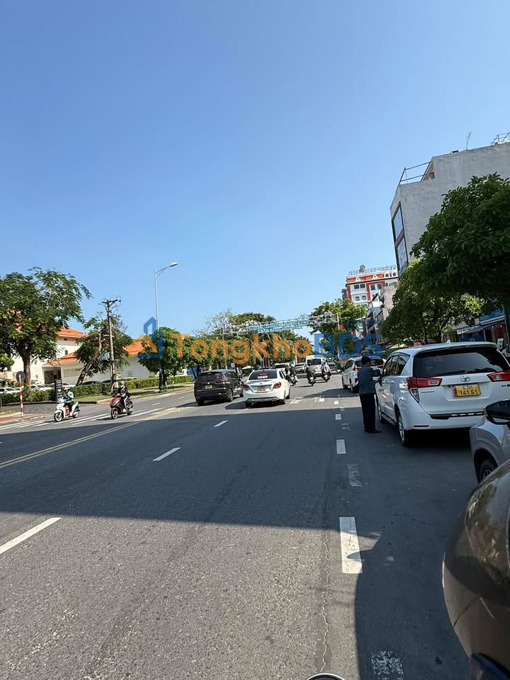 Nhà Mặt Tiền Đinh Lễ, Hải Châu - 168m² Kinh Doanh Đắc Lợi