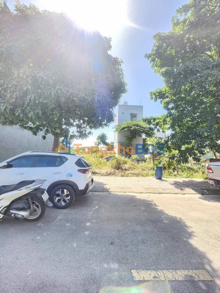 Bán Đất Nền 60m² Dĩ An - Sổ Hồng Riêng, Gần Vincom 550