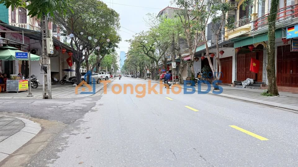 Bán nhà 2 tầng mặt tiền Đặng Dung, Hà Tĩnh - 79m², 4.2 tỷ, kinh doanh sầm uất