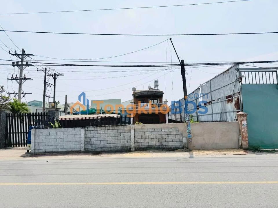 Bán Xưởng Mặt Tiền Đặng Công Bỉnh, Hóc Môn - 876m², 19 Tỷ, Sẵn Sàng Kinh Doanh