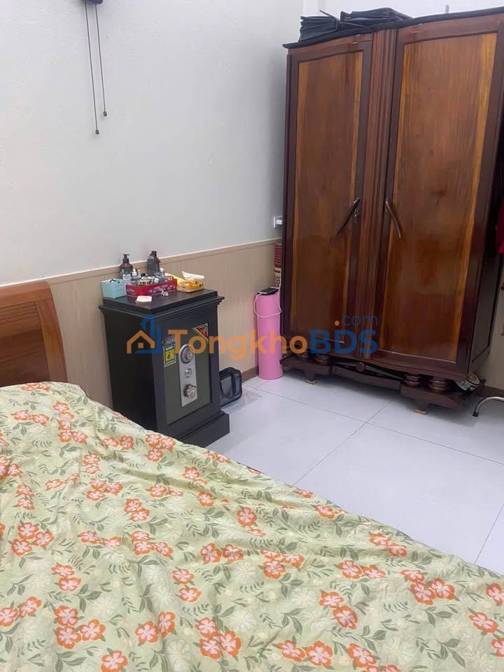 Nhà 3 Tầng 78m² Mặt Tiền 4m Phố Trần Quang Huy, TP Thanh Hóa - Giá 6.7 Tỷ