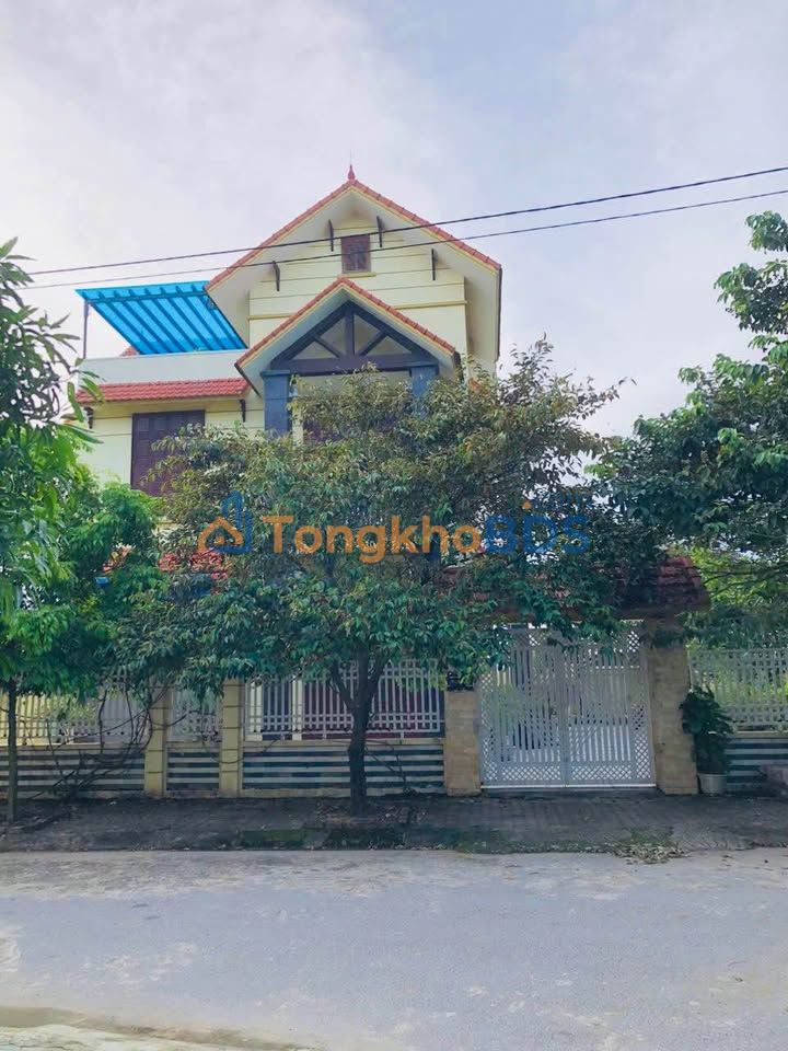 Đất Biệt Thự Quảng Phú 324m² - View Sân Bóng, Sẵn Móng Xây Nhà!