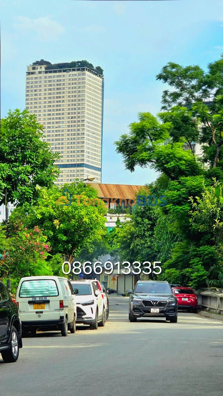 Nhà Galaxy Van Phuc Hoan Kiem 85m² 14 tỷ - Ô tô vào nhà