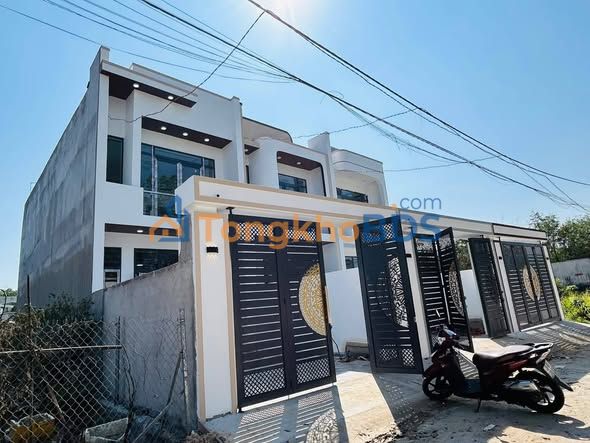 Nhà Trệt Lầu 103m² Bến Cát, Bình Dương - Ngay Cây Xăng Thới Hoà, Giá 2.35 Tỷ