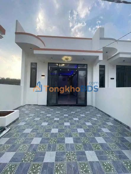 Nhà Cấp 4 Chánh Phú Hòa - 108m² - Giá 1.7 Tỷ - Sẵn Sàng Vào Ở Ngay