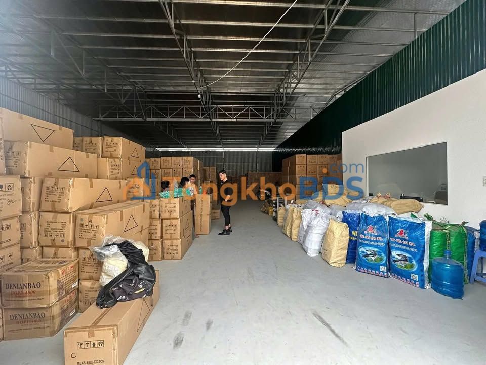 Cho thuê kho xưởng 500m² mặt tiền QL1a, Thanh Trì - Container vào tận nơi