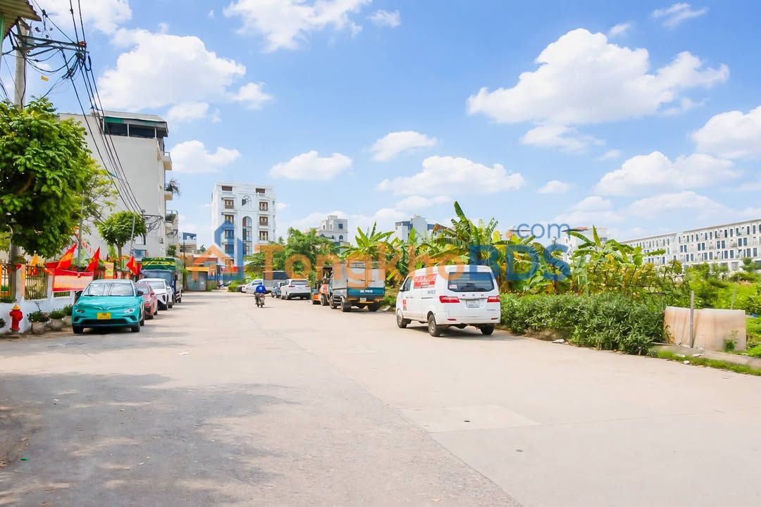 Nhà Lô Góc 5 Tầng Ô Tô Đỗ Cửa - Quốc Oai - 31.8m² - 7 Tỷ