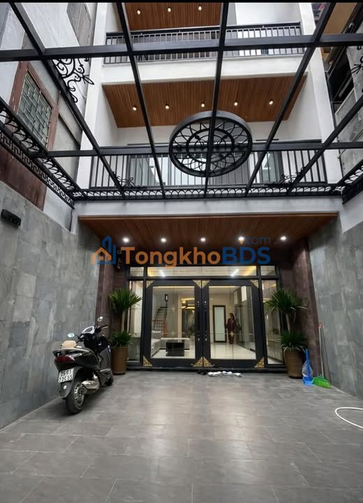 Nhà 93m² Long Biên - Cạnh Vinhomes Riverside, 13 Tỷ