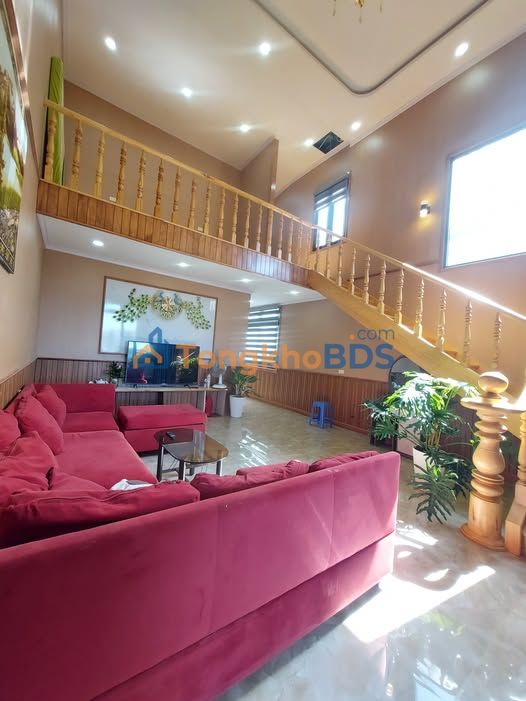 Nhà Phường 7 Đà Lạt 100m² - 2.65 Tỷ, Ô tô vào nhà, View đẹp