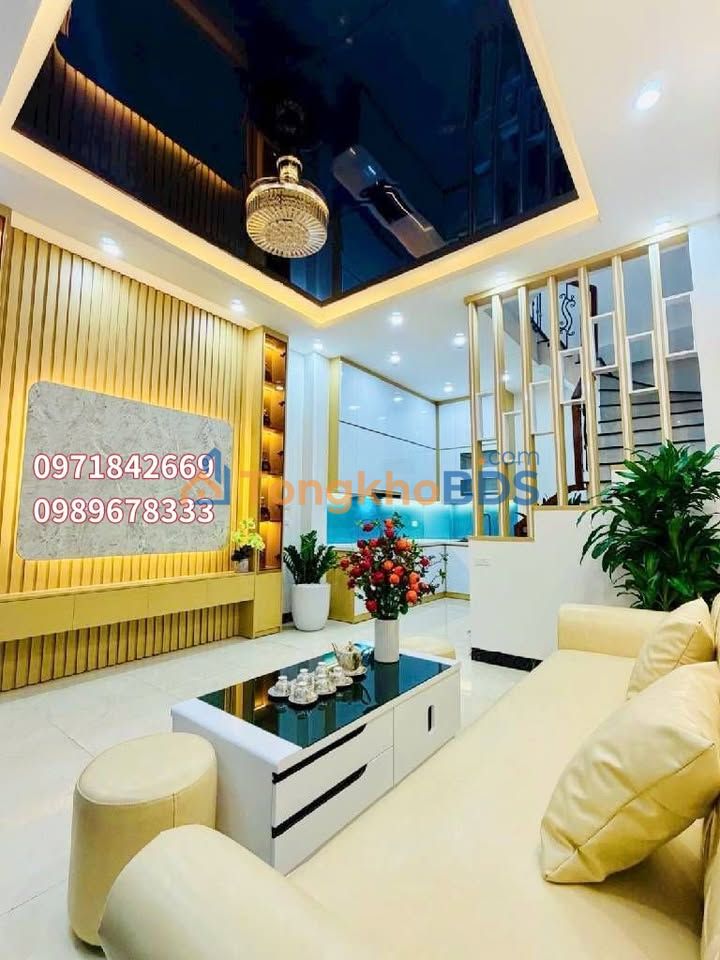 Nhà 39m² Giáp Nhị, Hoàng Mai - 5 Tầng Kinh Doanh, Giá 7.3 Tỷ