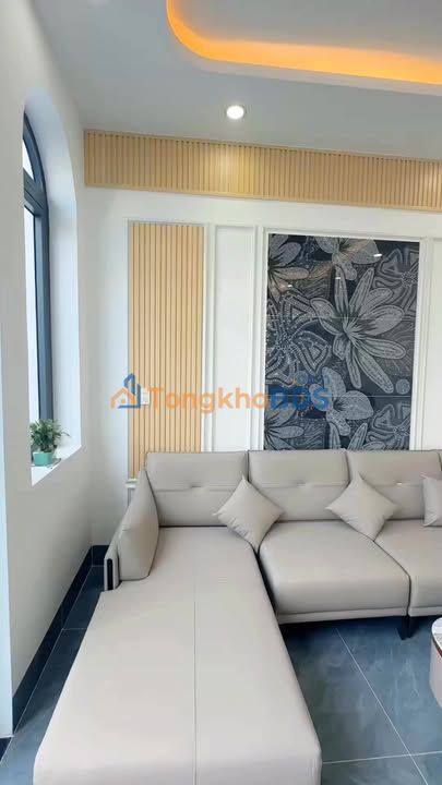 Nhà Hoàn Thiện 108m² Hẻm Ô Tô Rạch Giá - Giá 1.98 Tỷ