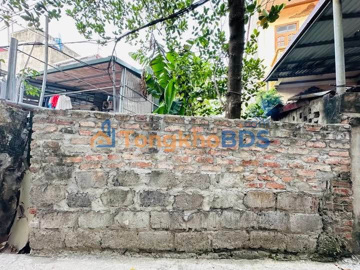 Đất Yên Viên 106.5m² - Mặt tiền 4m - Giá 5.3 Tỷ - Sổ Đỏ Full Thổ Cư