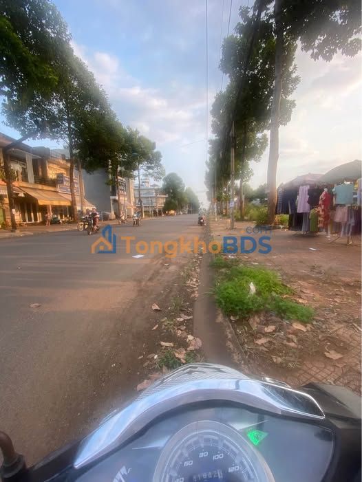 Đất Mặt Tiền Long Khánh 532m² - Sổ Riêng, Giá 800 Triệu, Sẵn Sàng Sang Tên