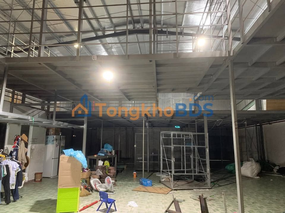 Cho thuê kho kiên cố 330m² Đà Nẵng - Đường 7.5m, Sẵn Sàng Hoạt Động