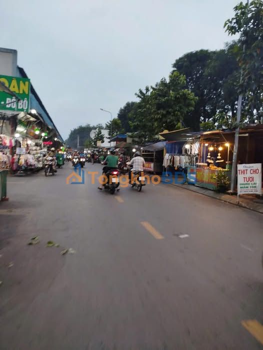 Nhà Mặt Tiền Kinh Doanh Chợ Vĩnh Tân - Tân Uyên, 80m² - Giá Tốt