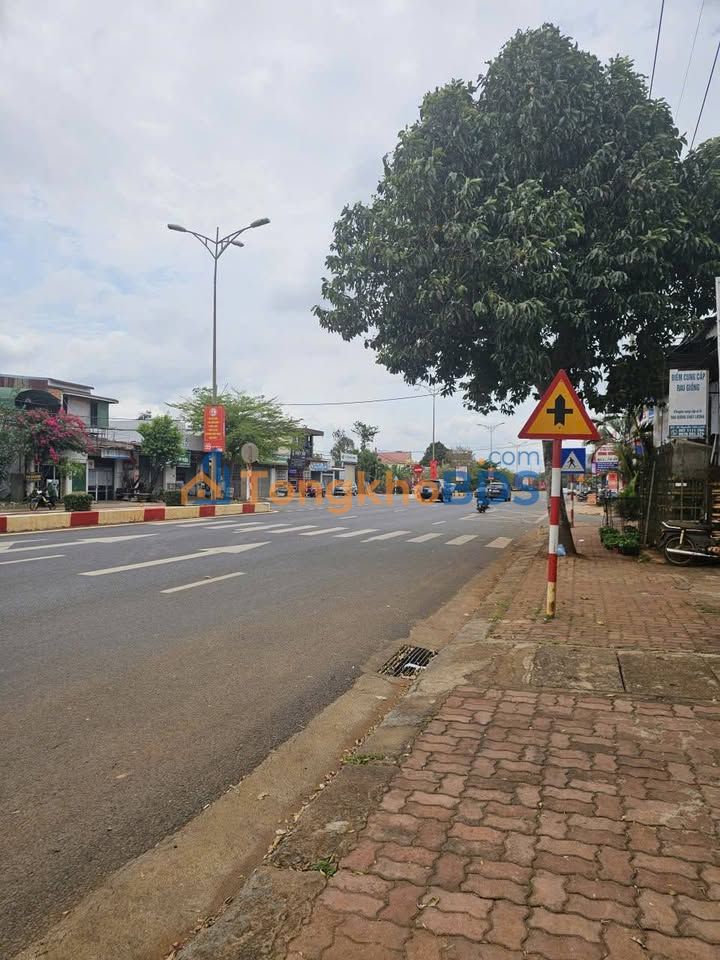 Nhà kho Nguyễn Văn Linh BMT 92m² 6,8 tỷ - Hoạt động ngay