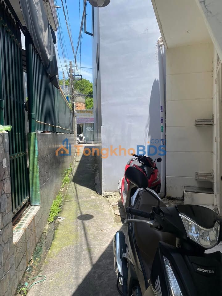 Cho thuê nhà 1 trệt 1 gác 4x12m gần chợ đêm Biên Hùng, P. Quang Vinh - Giá 4.5 triệu/tháng