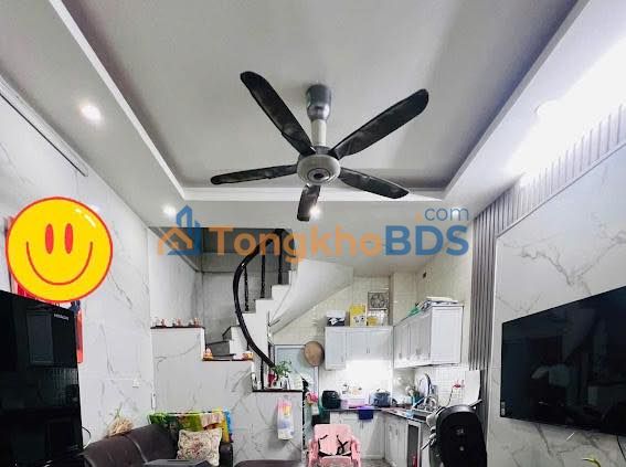 Nhà Nguyên Căn 5 Tầng Đống Đa - 3PN Đủ Nội Thất, Giá 12 Triệu