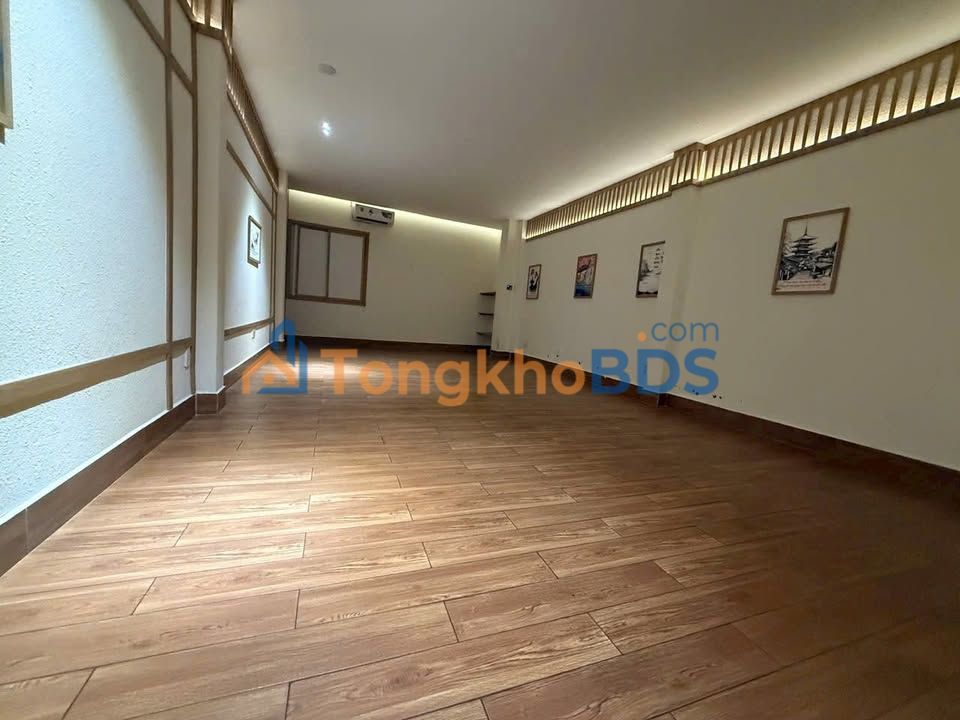 Cho thuê mặt tiền Bùi Đình Túy, Bình Thạnh - Kinh doanh sầm uất 100m²