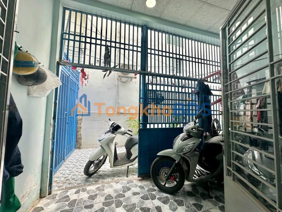 Nhà 2 Tầng Trung Tâm Thủ Đức - 4PN, 60m² - Giá 3.95 Tỷ