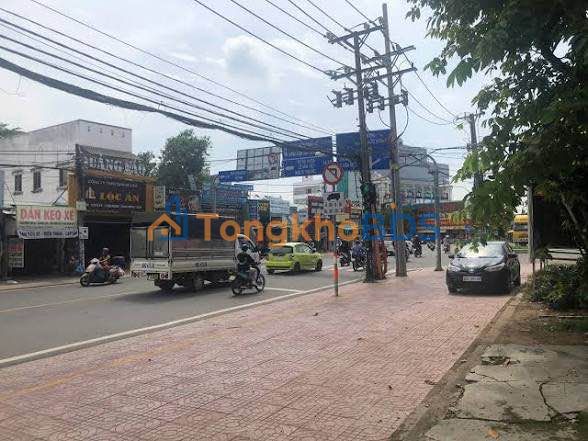 Nhà Mặt Tiền Nguyễn Văn Tăng, Quận 9 - 385m² Nở Hậu, Kinh Doanh Đắc Lợi