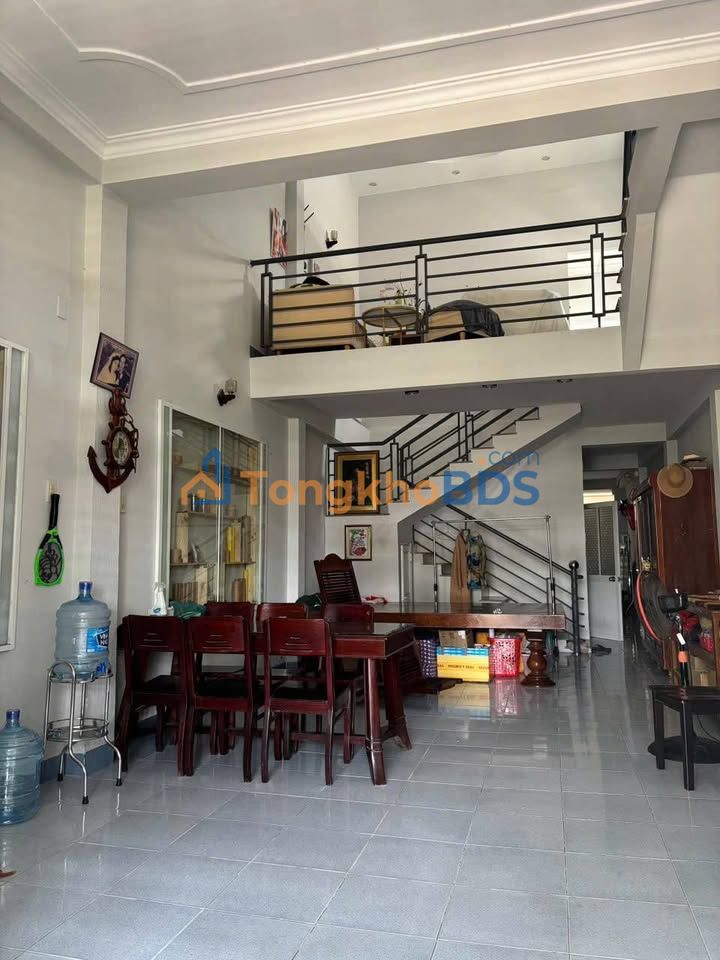 Nhà 90m² Mặt tiền Võ Thị Sáu, Tuy Phong - Sổ hồng, 3PN, Giá 2.45 Tỷ