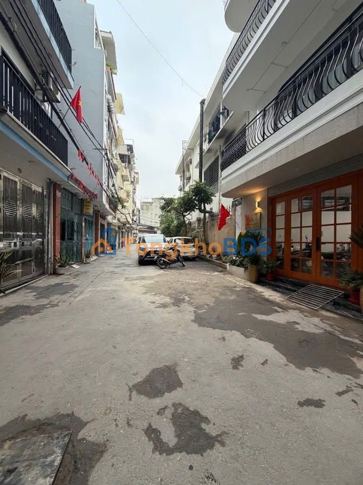 Đất vàng Văn Cao, Tây Hồ 43m² - Ngõ 3 ô tô, Sổ Hồng sẵn sàng