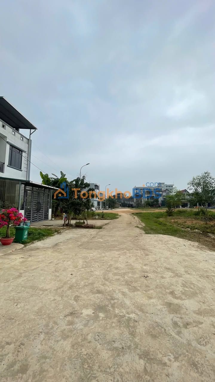 Đất nền An Phú Băng, Tuyên Quang 120m² - Đối diện chợ, giá 3.5 tỷ